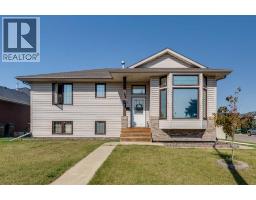 4 HARRISON Road Hewlett Park