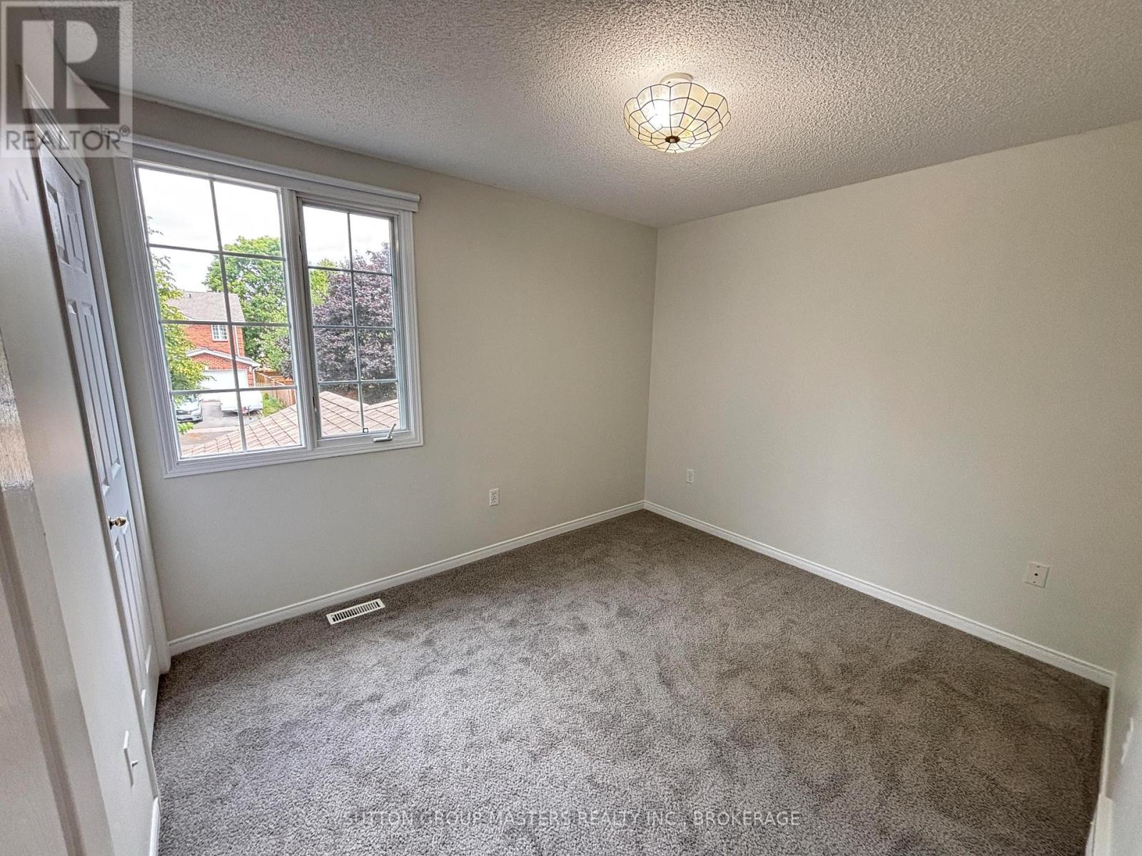 1077 Acadia Drive, Kingston (City Southwest), Ontario  K7M 8V7 - Photo 13 - X12433737