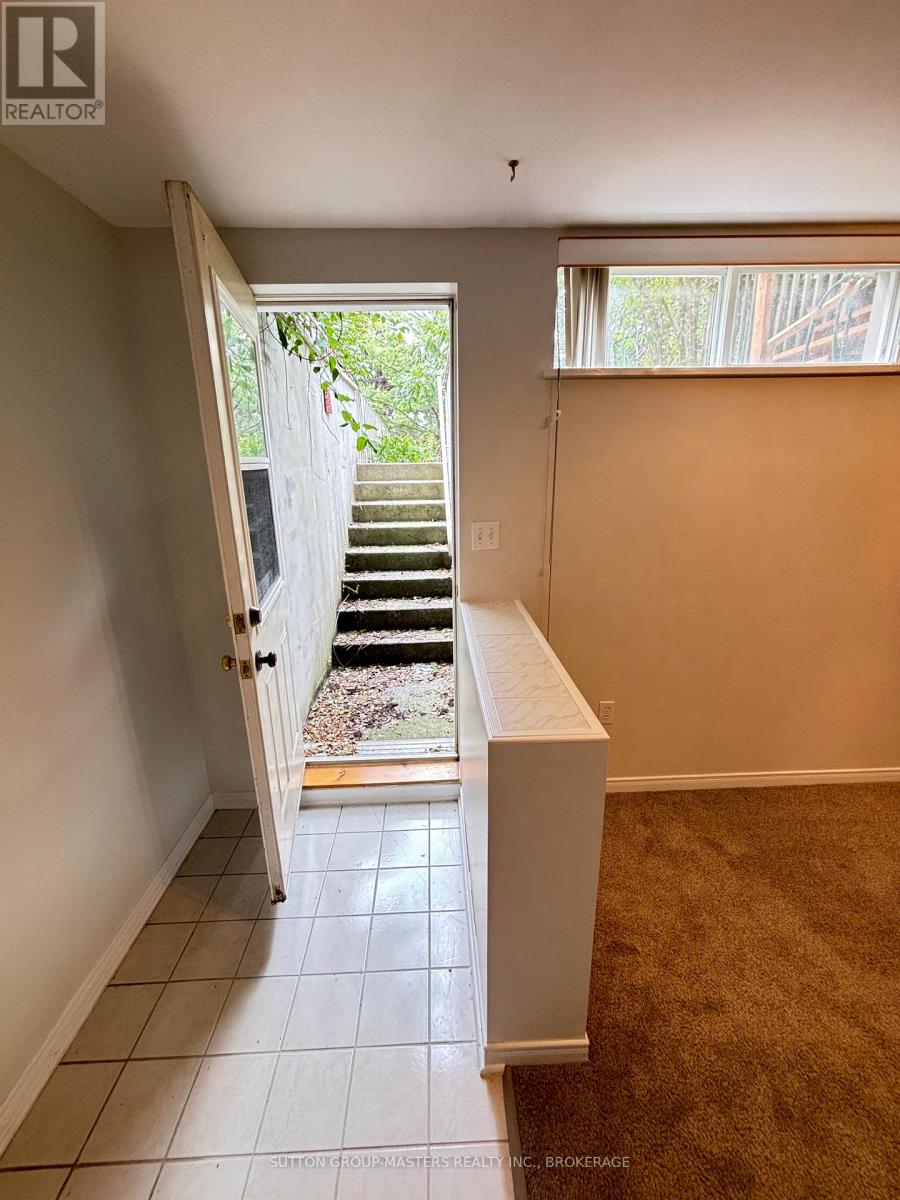 1077 Acadia Drive, Kingston (City Southwest), Ontario  K7M 8V7 - Photo 19 - X12433737