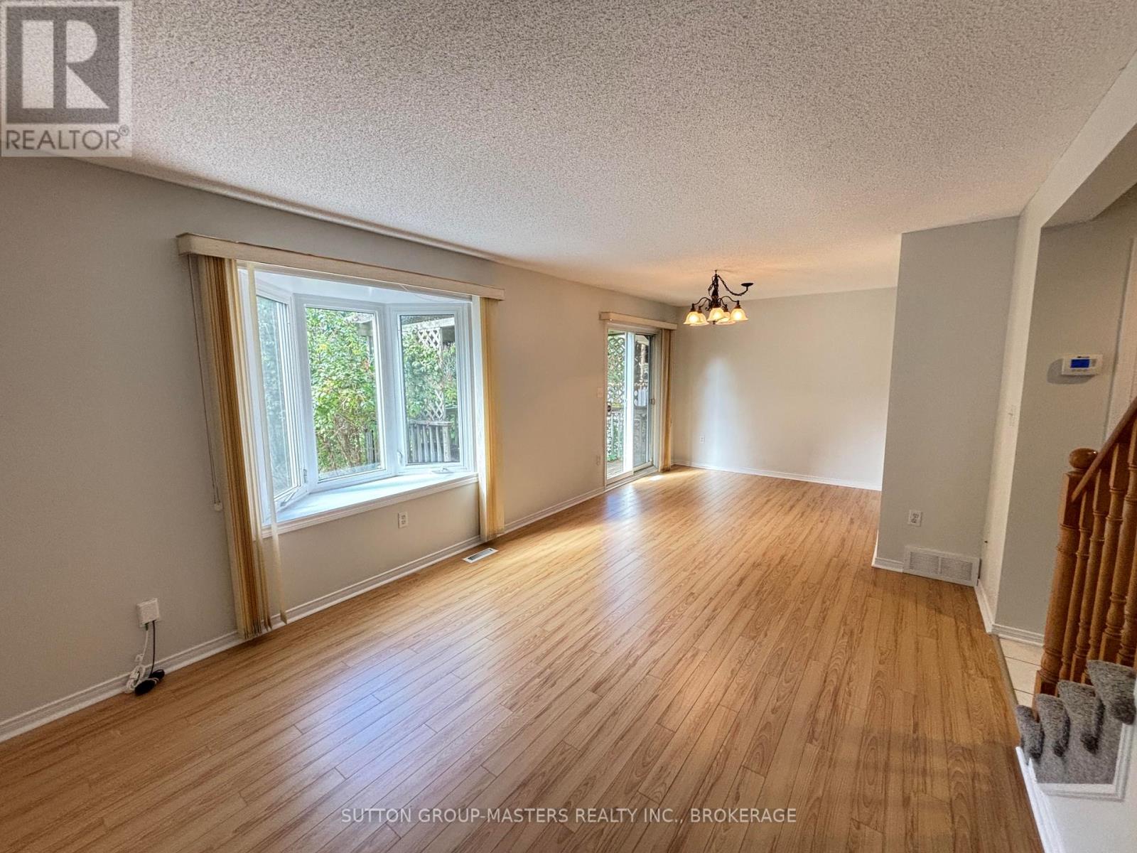 1077 Acadia Drive, Kingston (City Southwest), Ontario  K7M 8V7 - Photo 6 - X12433737