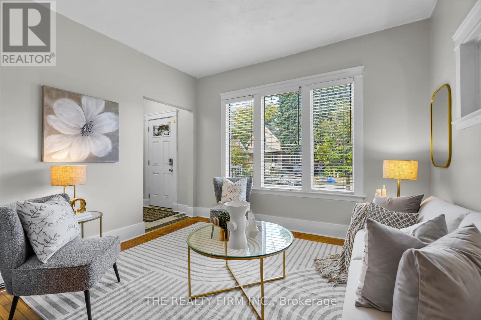 230 Edinburgh Street, London North, Ontario  N6H 1M3 - Photo 5 - X12433746