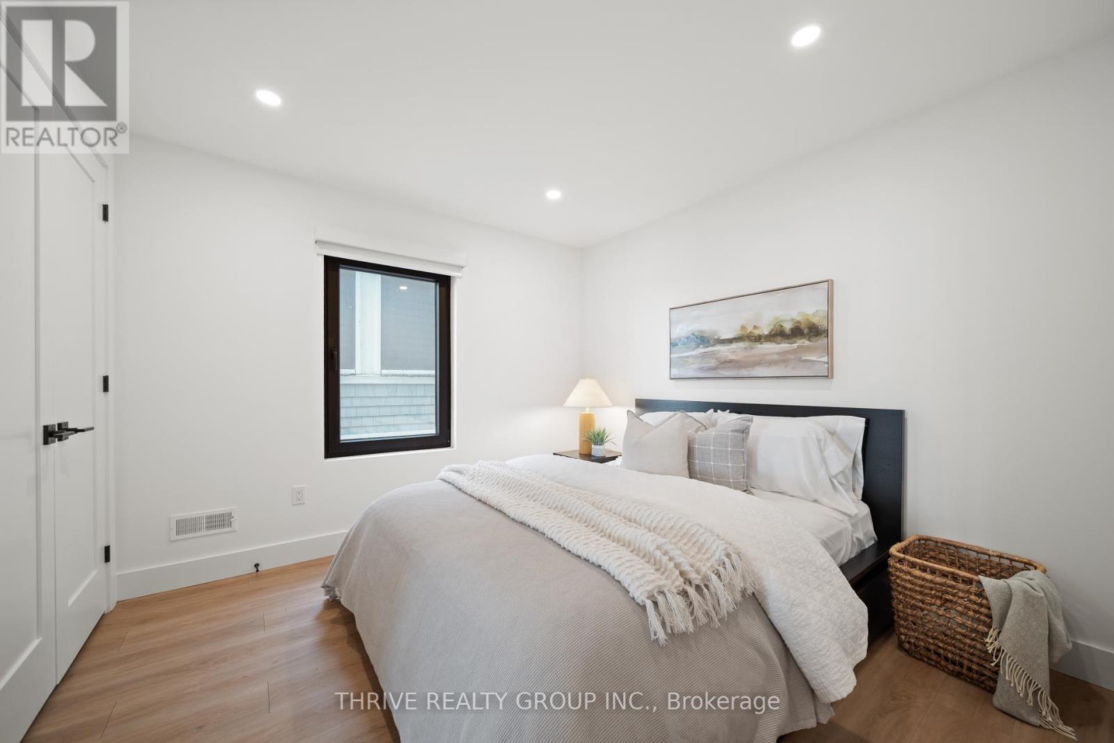 416 Edith Cavell Boulevard, Central Elgin, Ontario  N5L 1E7 - Photo 28 - X12433753