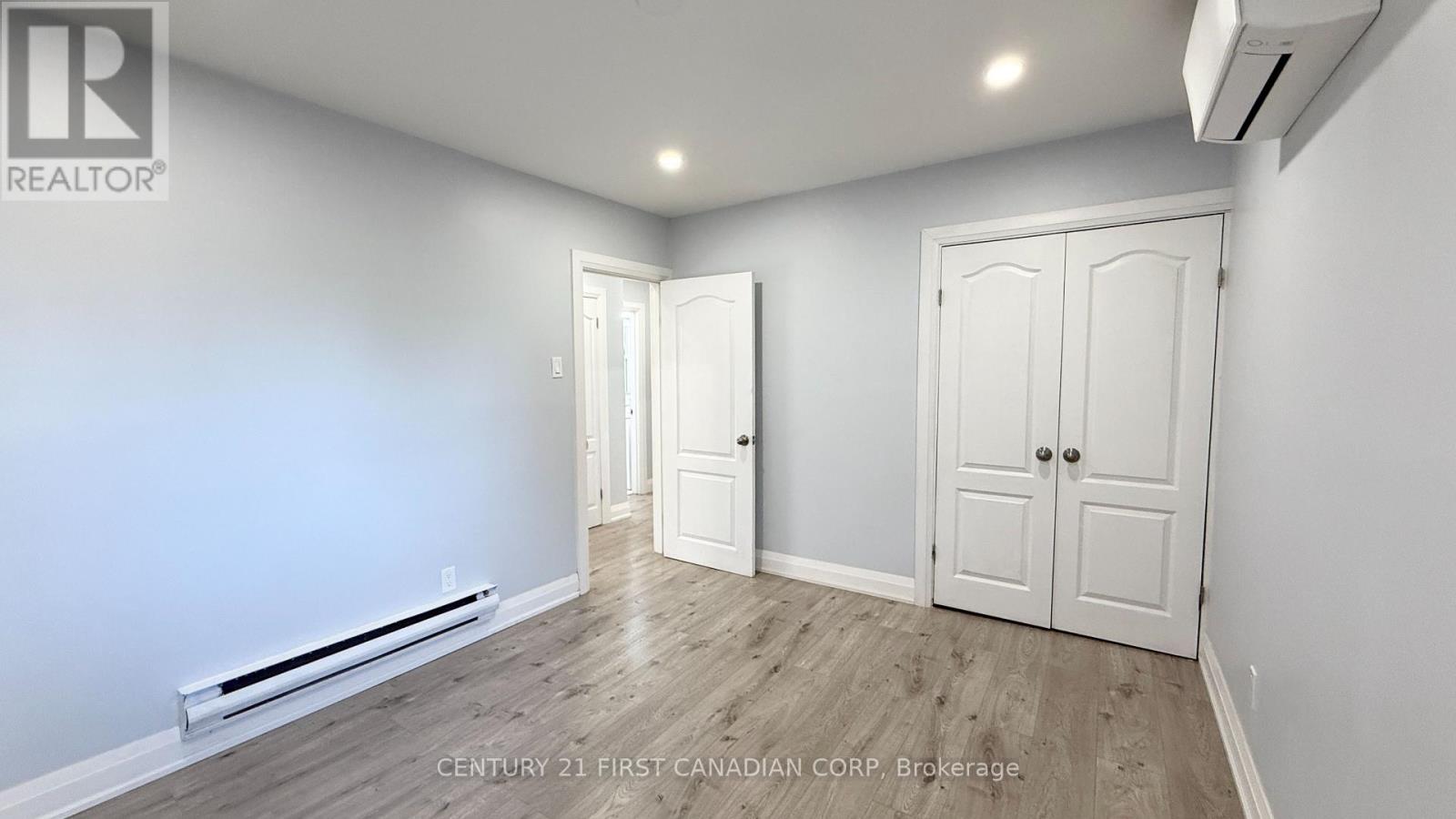 Upper Apartment - 17 Carfrae Crescent, London South, Ontario  N6C 4A8 - Photo 20 - X12433788