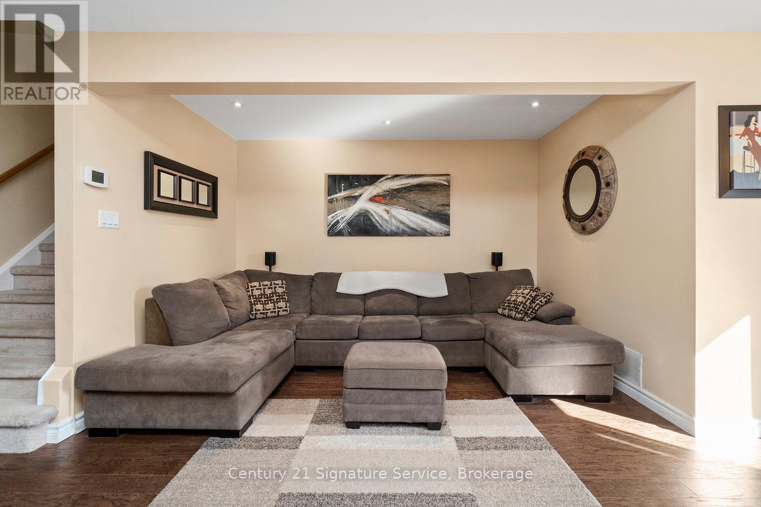 5140 Lampman Avenue, Burlington (Uptown), Ontario  L7L 6K1 - Photo 5 - W12433713