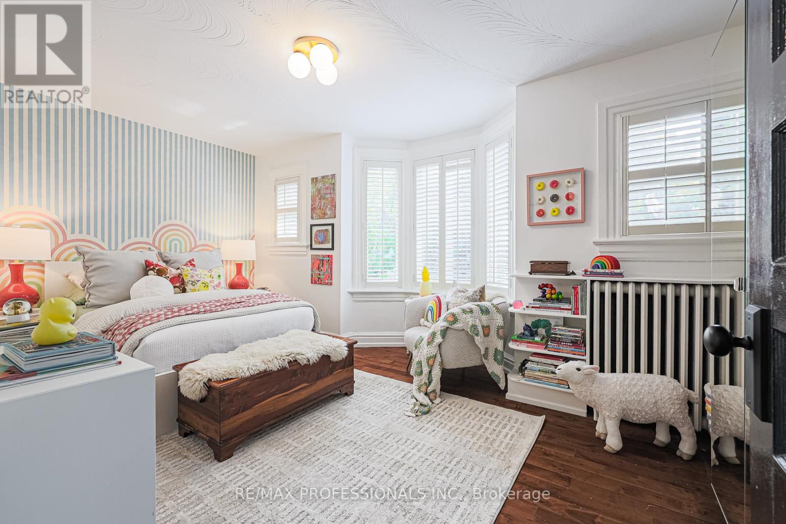 18 Constance Street, Toronto, Ontario  M6R 1S4 - Photo 13 - W12433719