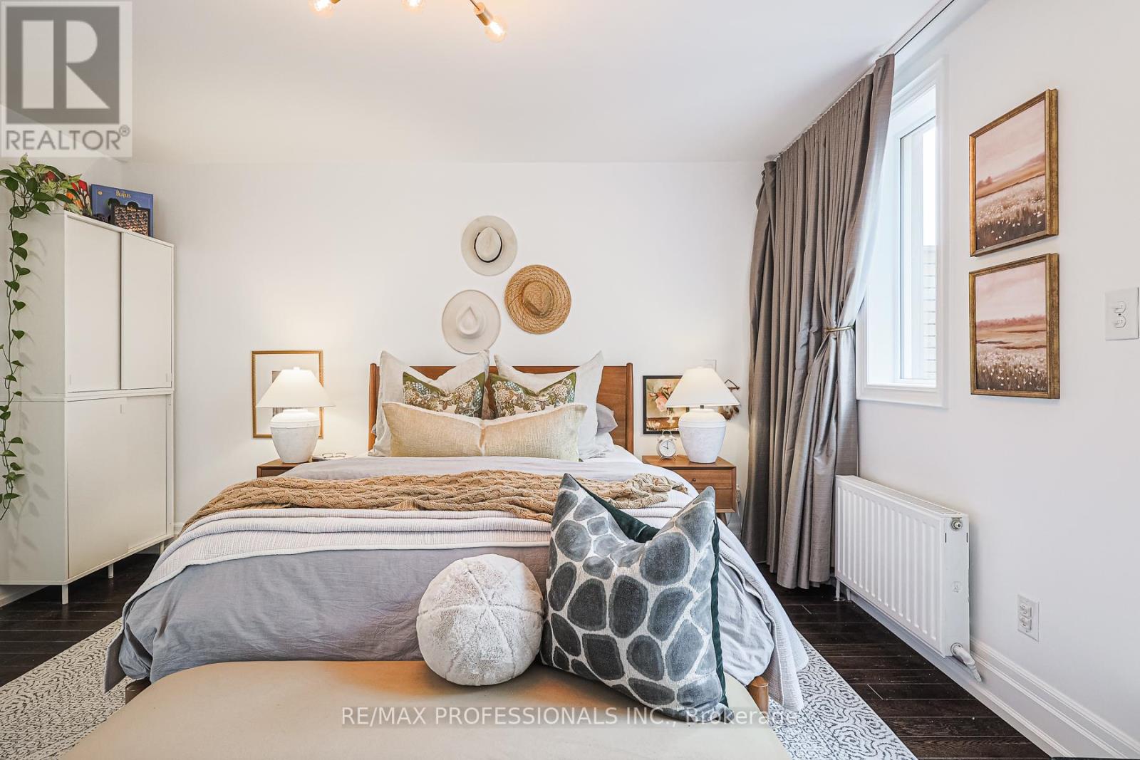 18 Constance Street, Toronto, Ontario  M6R 1S4 - Photo 26 - W12433719
