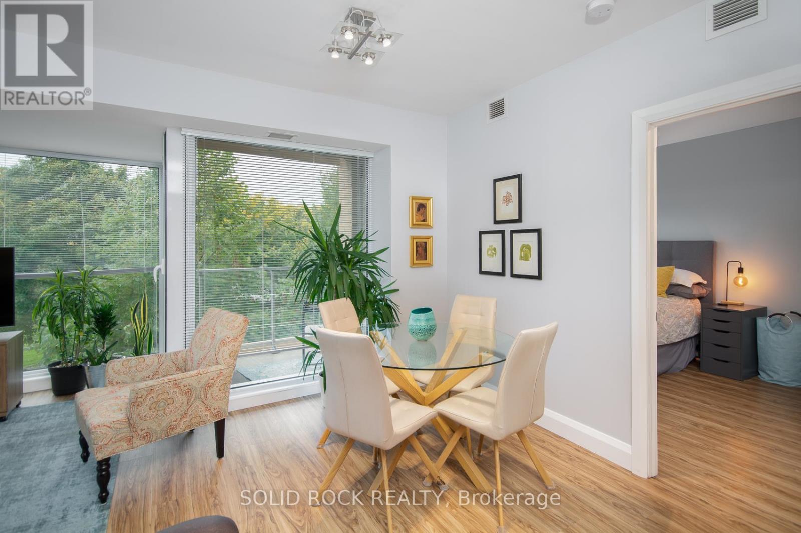 210 - 200 Lett Street, Ottawa, Ontario  K1R 0A7 - Photo 20 - X12433775