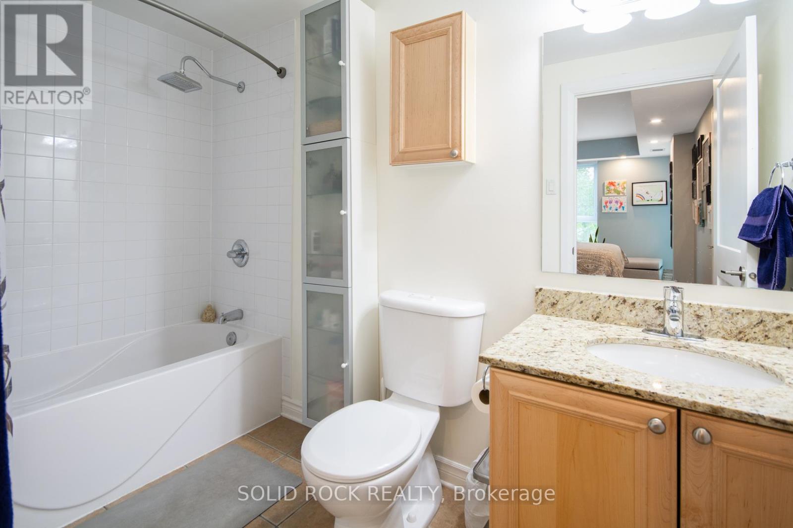 210 - 200 Lett Street, Ottawa, Ontario  K1R 0A7 - Photo 26 - X12433775