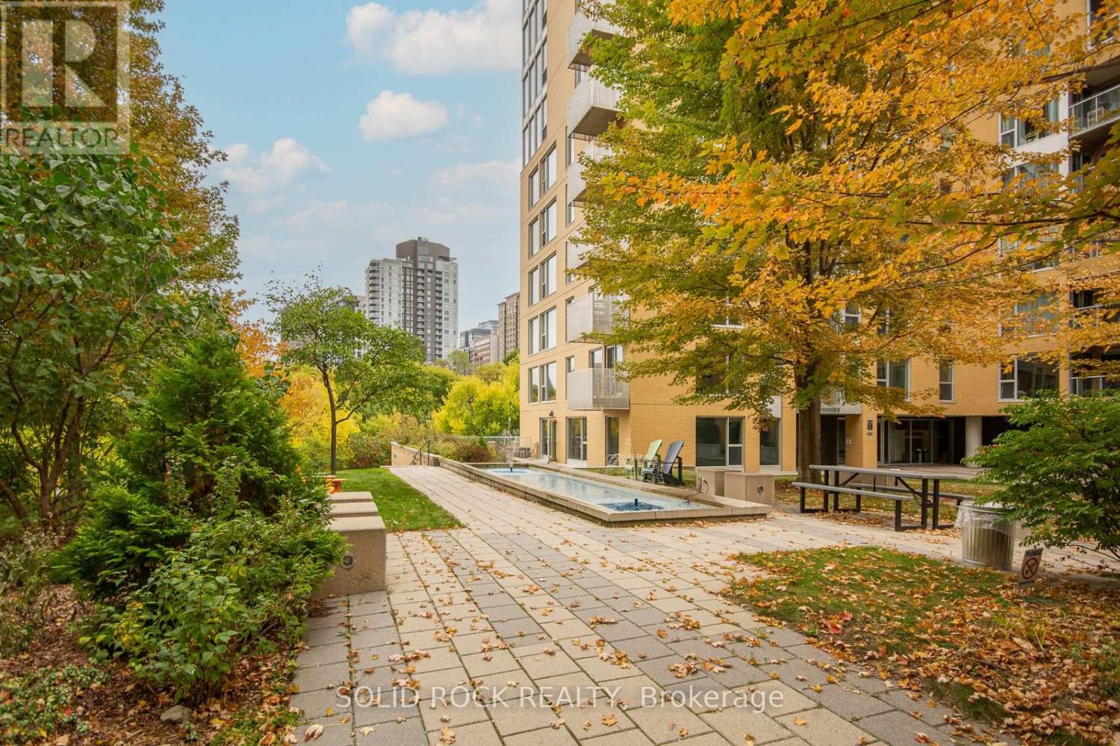 210 - 200 Lett Street, Ottawa, Ontario  K1R 0A7 - Photo 30 - X12433775