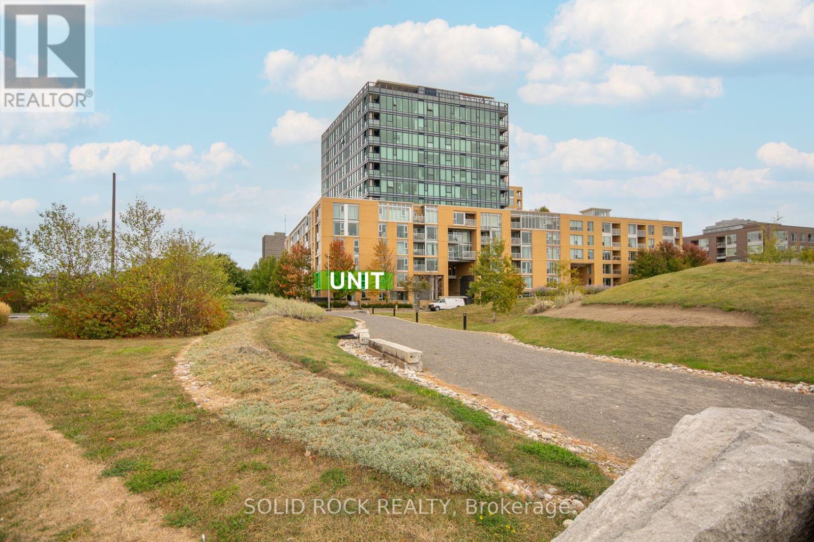210 - 200 Lett Street, Ottawa, Ontario  K1R 0A7 - Photo 33 - X12433775