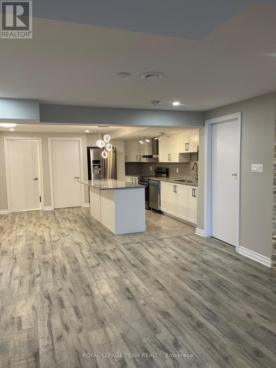 631 Eagle Crest Heights, Ottawa, Ontario  K2S 1G1 - Photo 4 - X12433781
