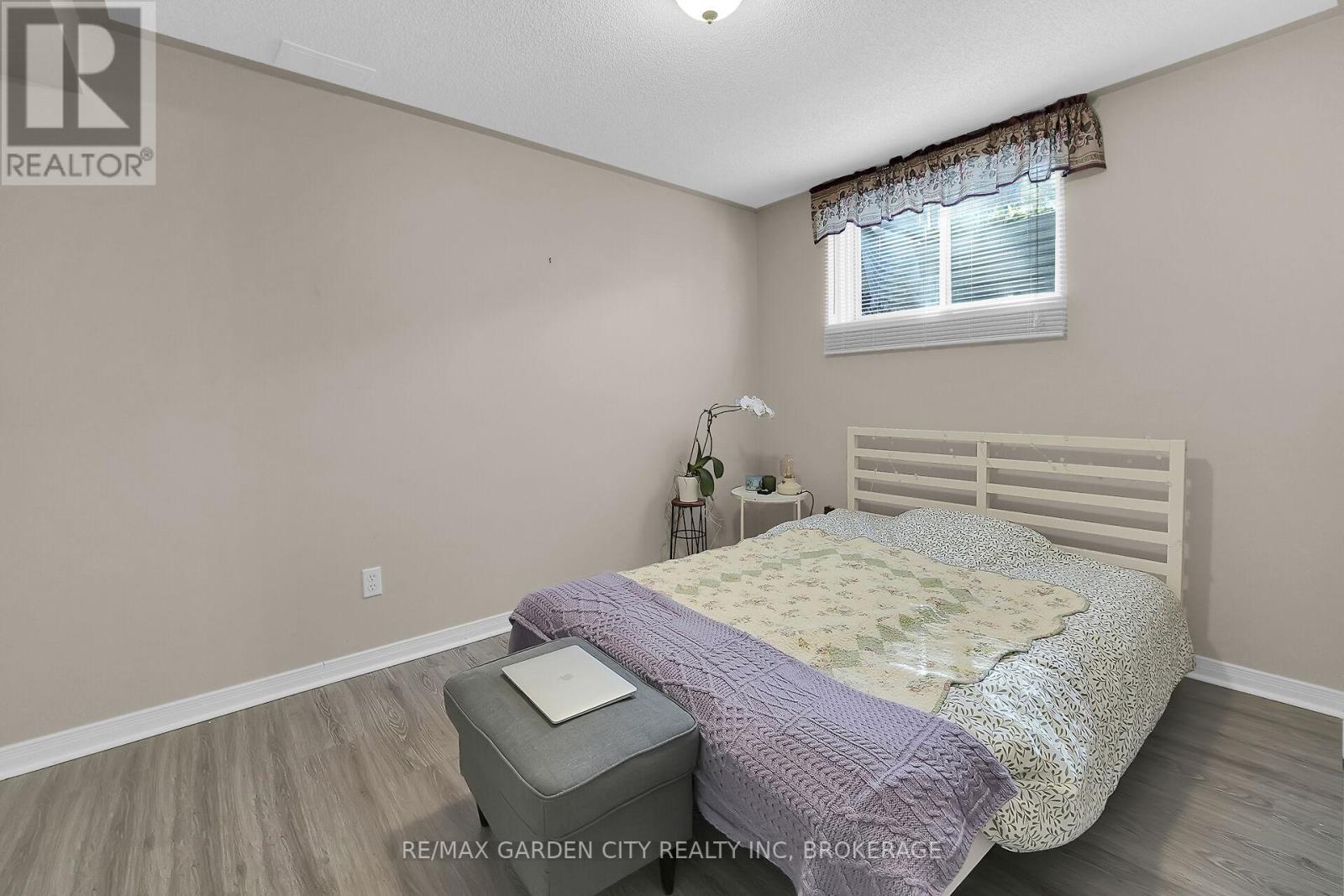 176 Beckett Crescent, Pelham (Fonthill), Ontario  L0S 1E4 - Photo 21 - X12433750
