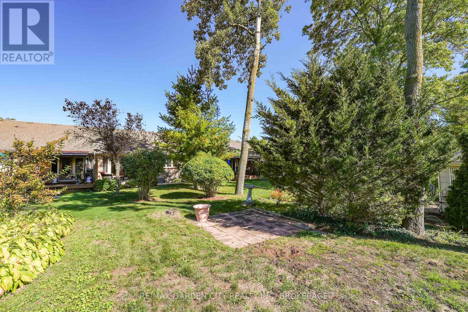 176 Beckett Crescent, Pelham (Fonthill), Ontario  L0S 1E4 - Photo 30 - X12433750