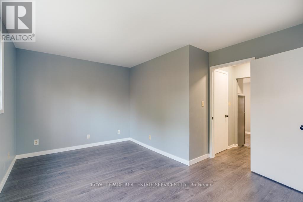 120 Page Street, St. Catharines, Ontario  L2R 4A9 - Photo 12 - X12433709