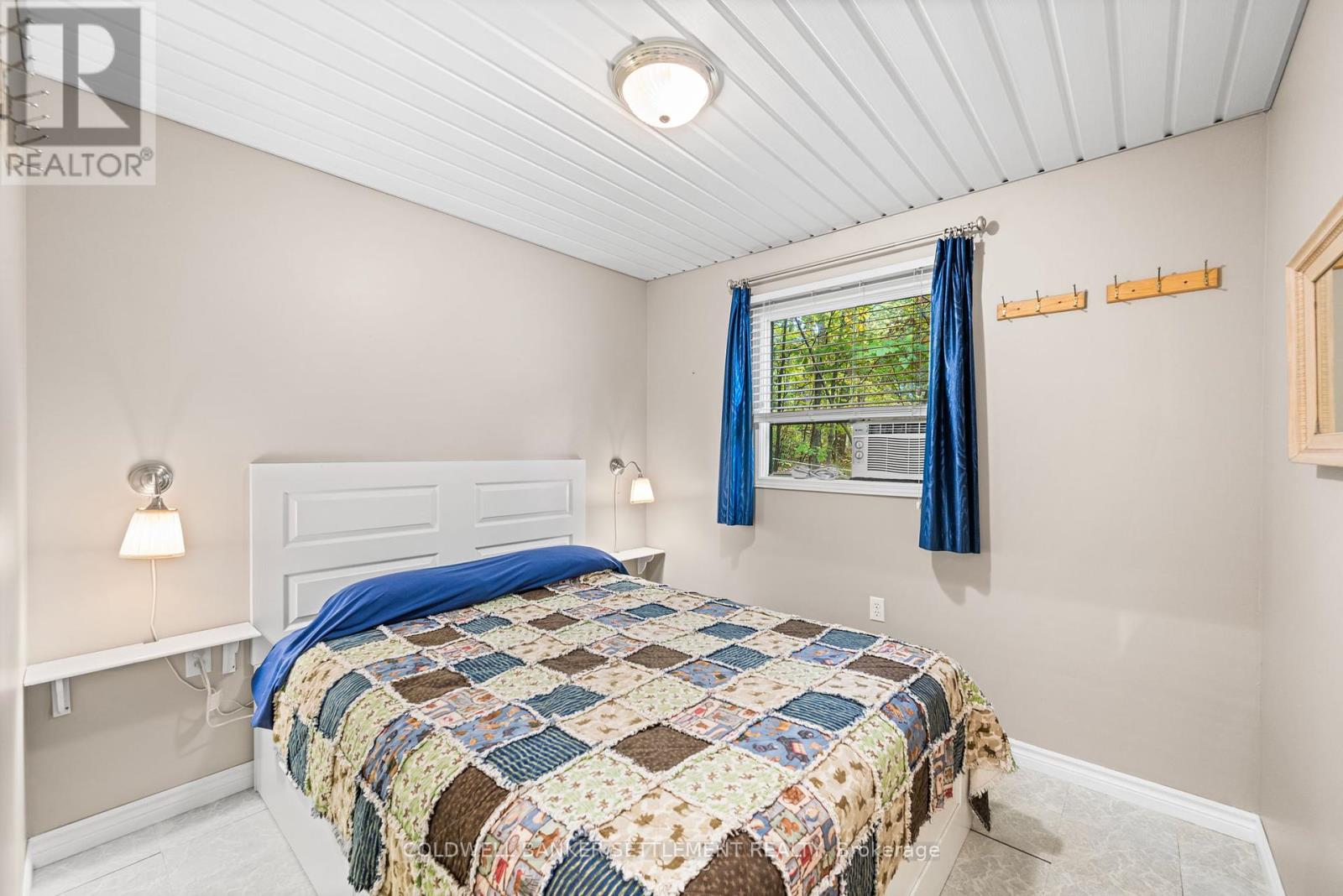 120 Upper Lake Lane, South Frontenac, Ontario  K0H 1T0 - Photo 27 - X12433770