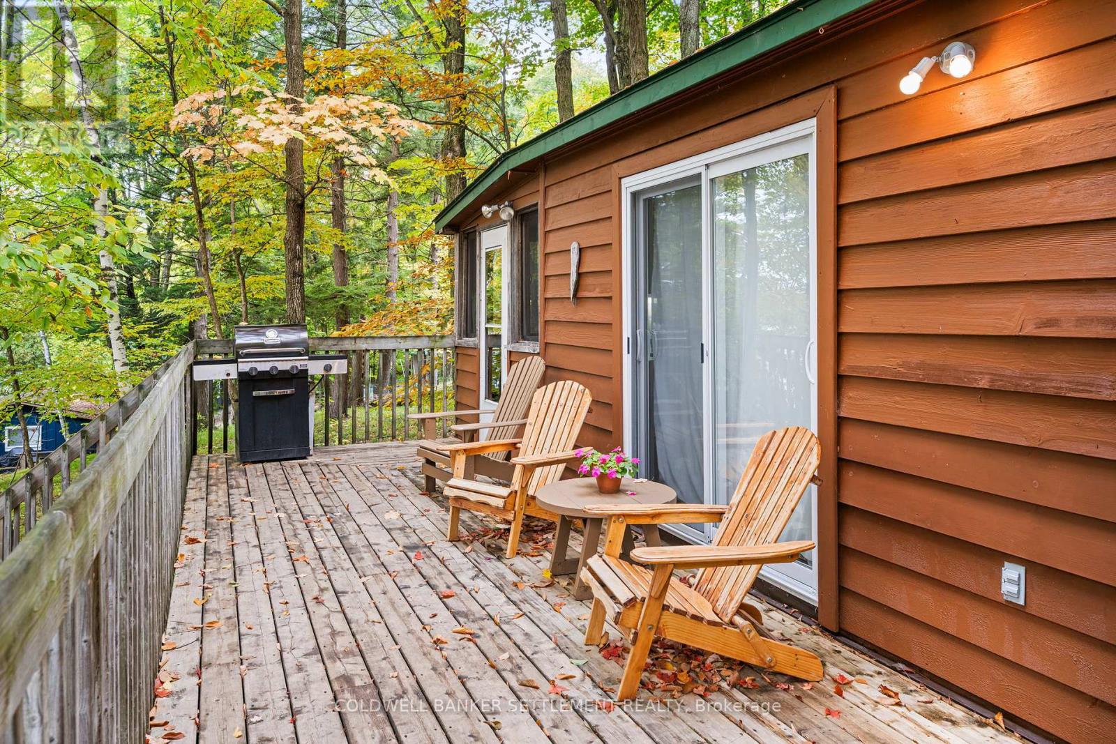 120 Upper Lake Lane, South Frontenac, Ontario  K0H 1T0 - Photo 35 - X12433770