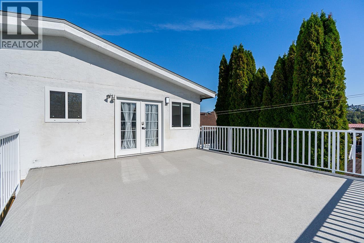 4346 Dundas Street, Burnaby, British Columbia  V5C 1B3 - Photo 18 - R3053112