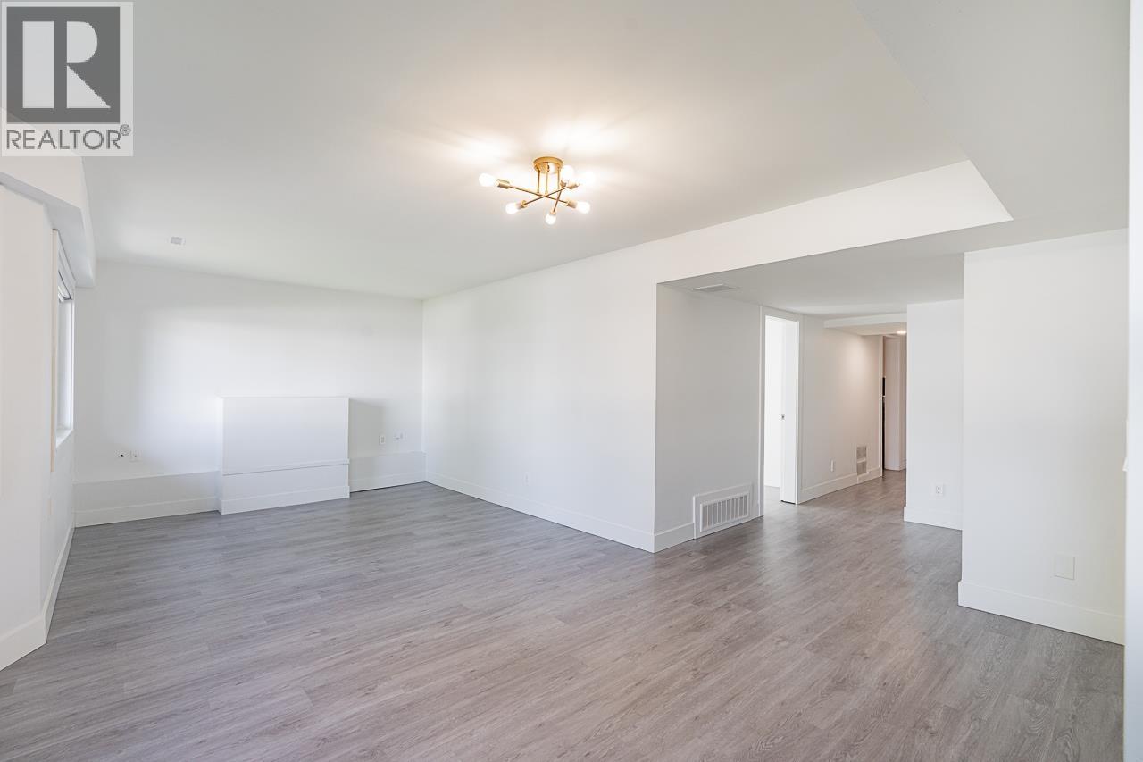 4346 Dundas Street, Burnaby, British Columbia  V5C 1B3 - Photo 26 - R3053112