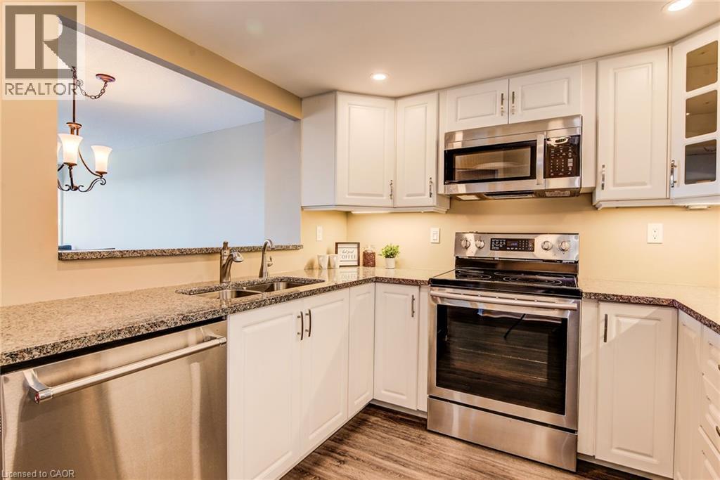 6 Willow Street Unit# 2203, Waterloo, Ontario  N2J 4S3 - Photo 3 - 40772689