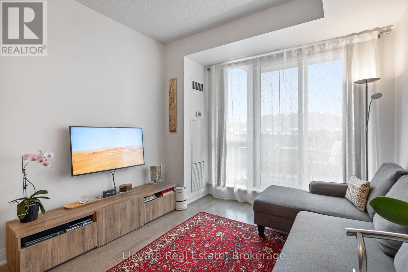 314 - 520 Steeles Avenue W, Vaughan, Ontario  L4J 0H2 - Photo 10 - N12417695