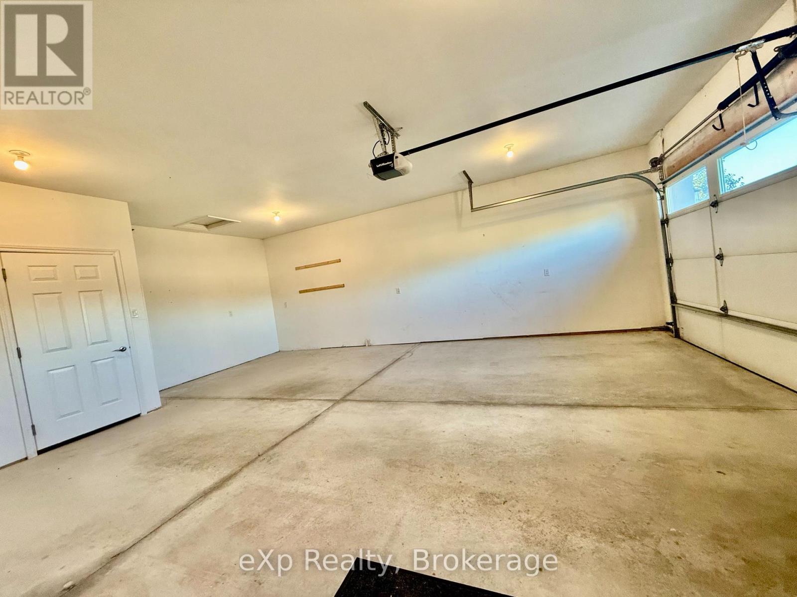 4 - 1050 Waterloo Street, Saugeen Shores, Ontario  N0H 2C3 - Photo 16 - X12433692
