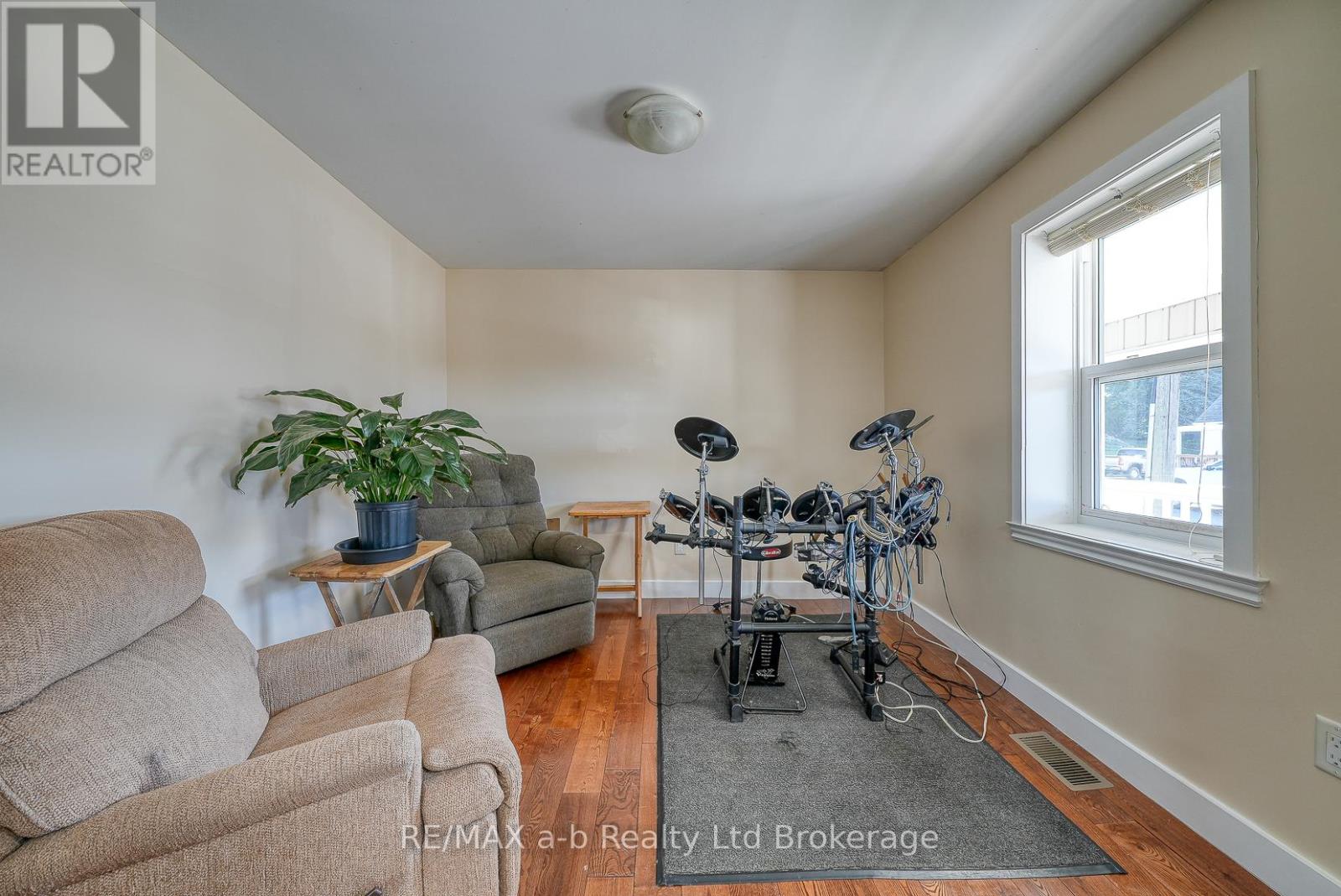 Lorem Ipsum Dolor Sit, Norfolk, Ontario  N0E  - Photo 8 - DEMO28928577