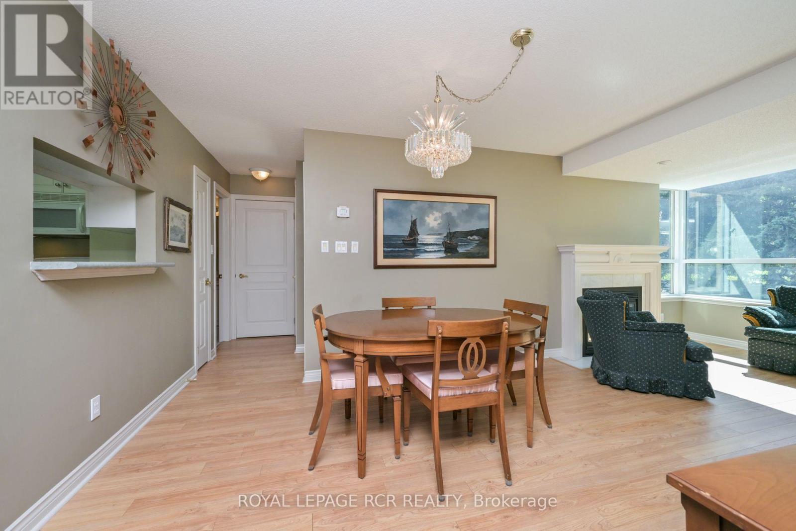 214 - 4 Briar Hill Heights, New Tecumseth, Ontario  L9R 1Z7 - Photo 15 - N12377395