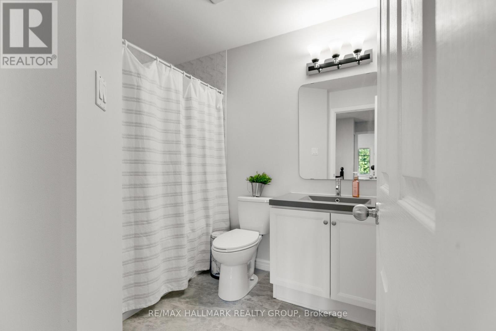 31 Saddlesmith Circle, Ottawa, Ontario  K2M 2Y8 - Photo 23 - X12380179