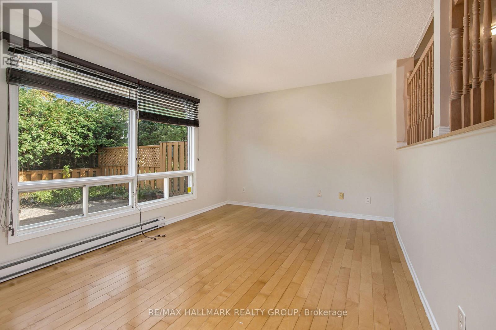120 Royalton Private, Ottawa, Ontario  K1V 9S3 - Photo 5 - X12390420