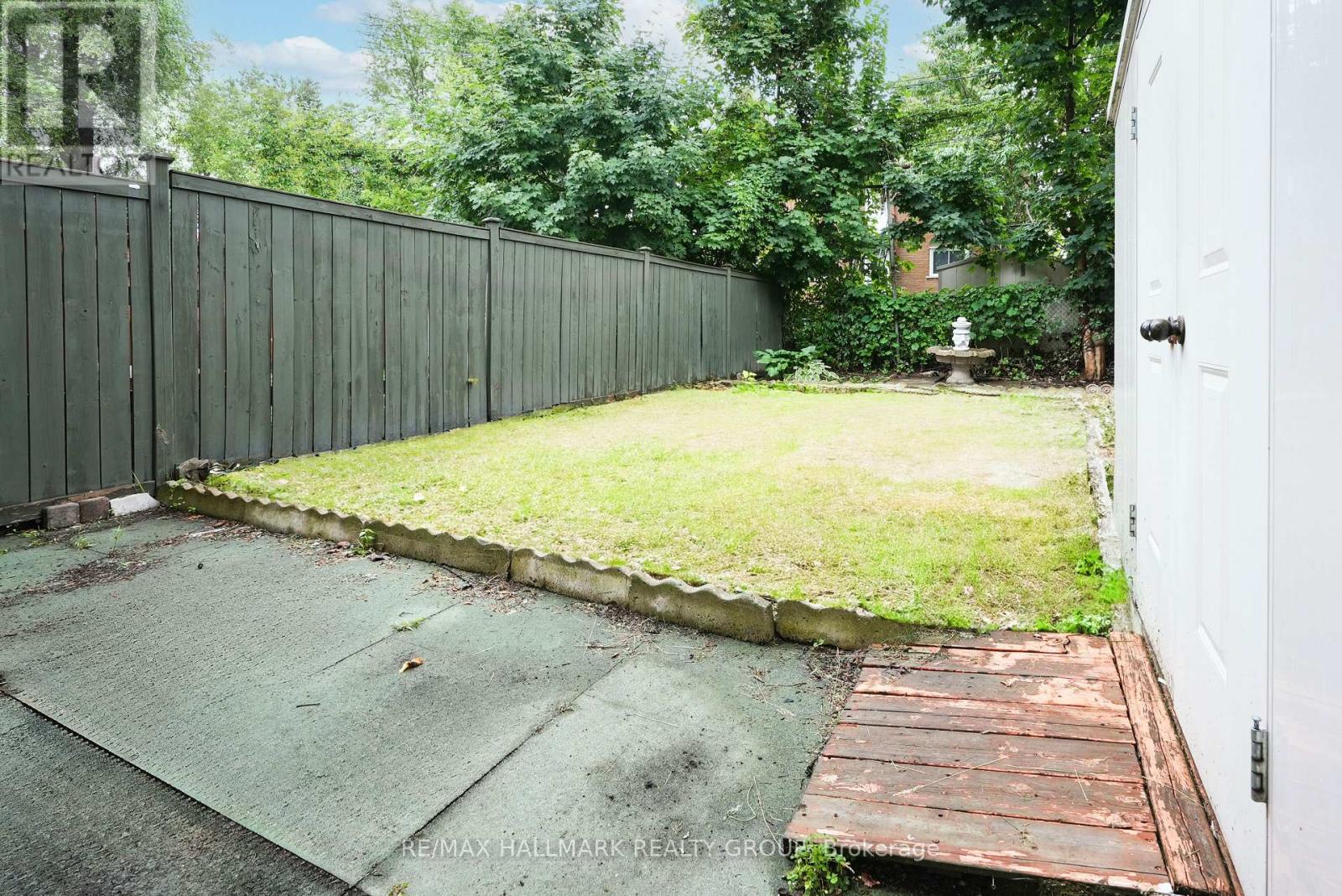 2666 Regina Street, Ottawa, Ontario  K2B 6X8 - Photo 35 - X12393508