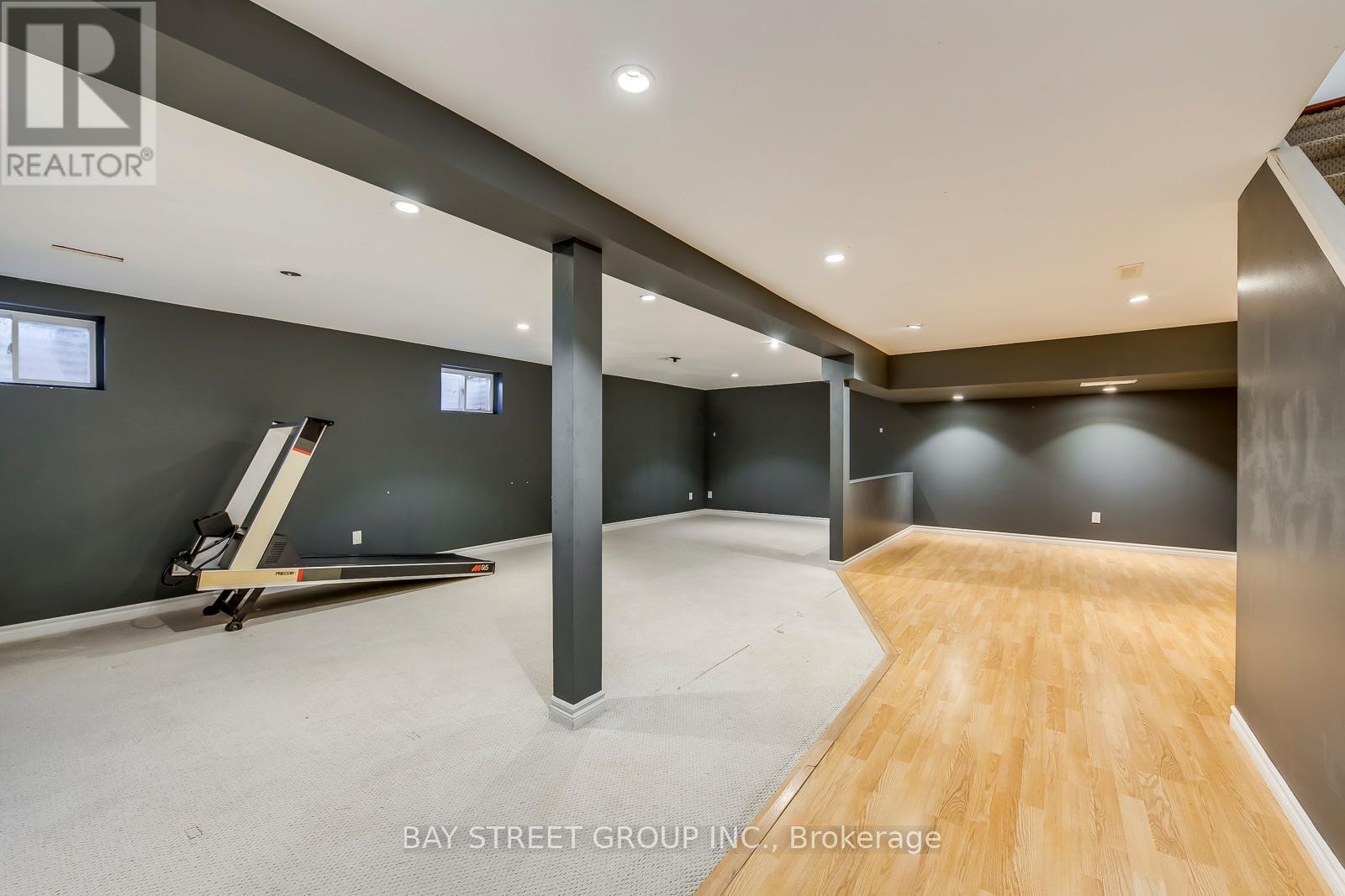 130 All Saints Crescent, Oakville, Ontario  L6J 5Y7 - Photo 40 - W12271685