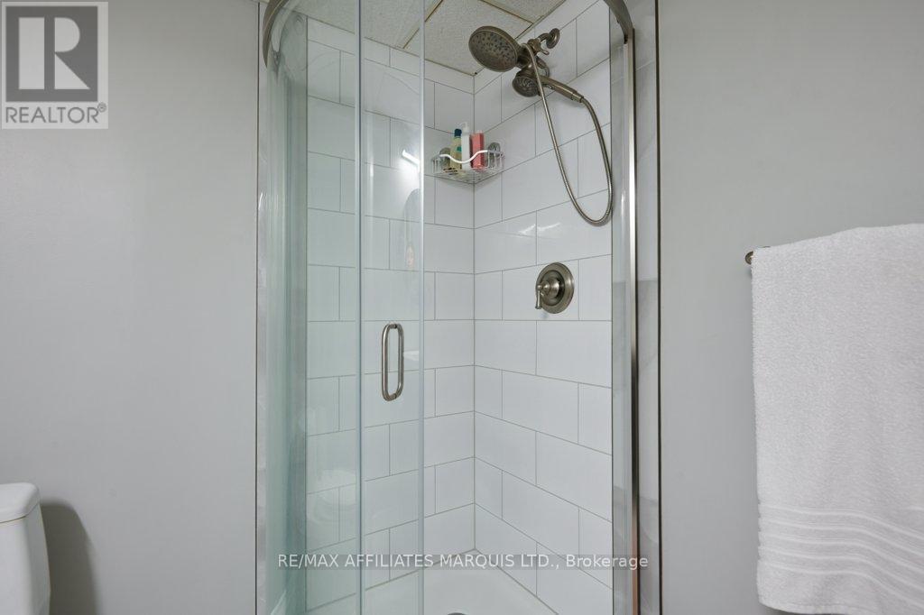 18235 County Rd 2 Road E, South Glengarry, Ontario  K6H 5R5 - Photo 19 - X12359502