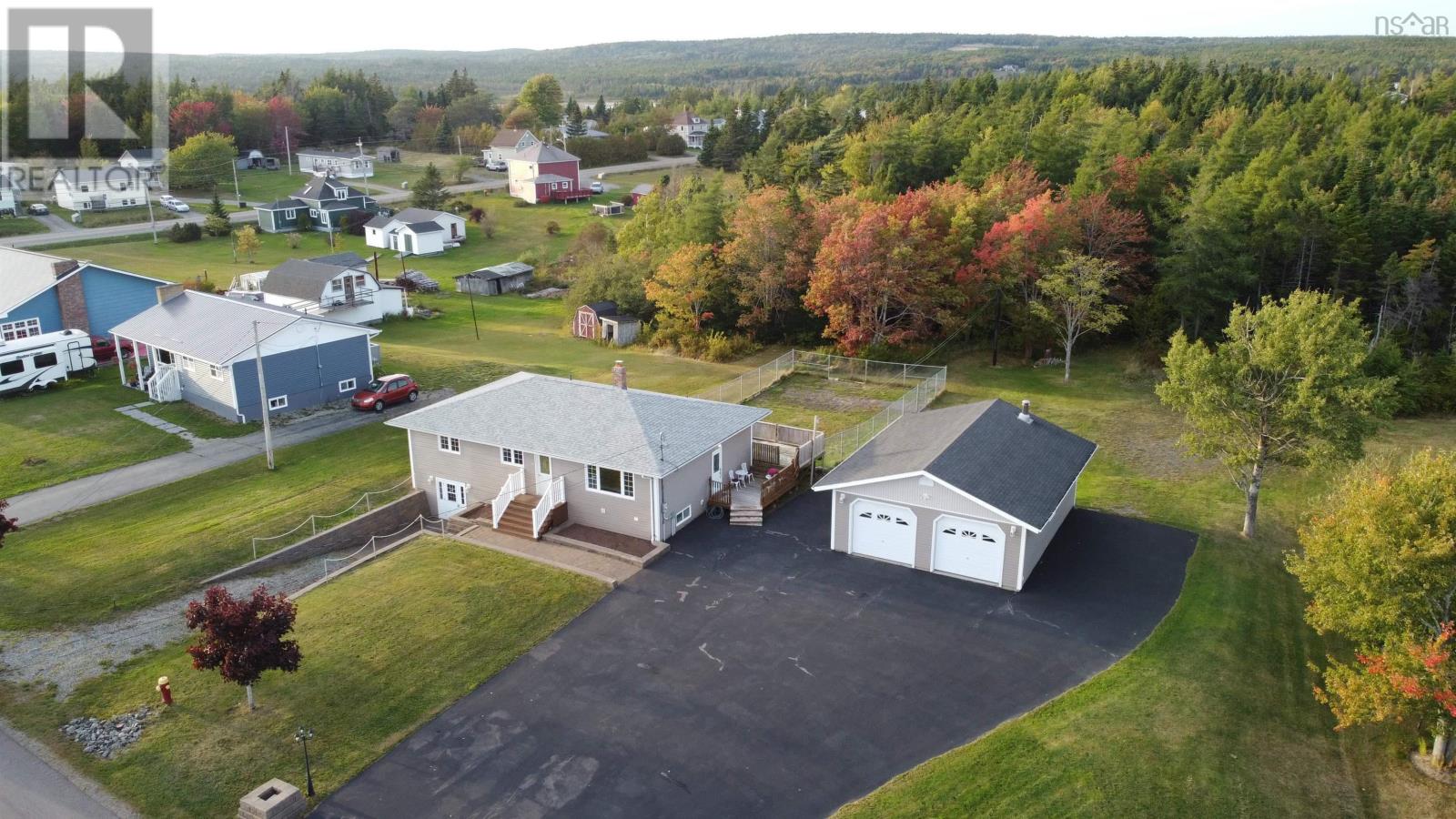 33 Landry Lane, Louisdale, Nova Scotia  B0E 1V0 - Photo 2 - 202524571