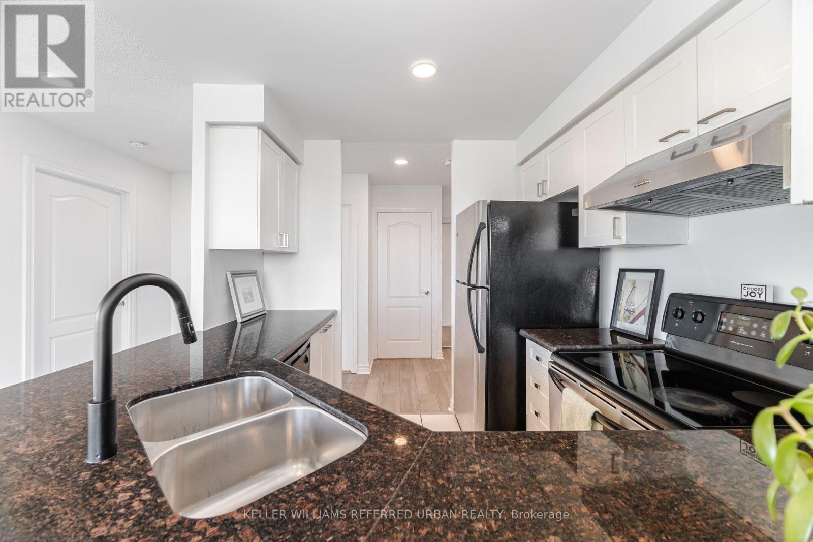 803 - 1030 Sheppard Avenue W, Toronto, Ontario  M3H 2T6 - Photo 6 - C12433749