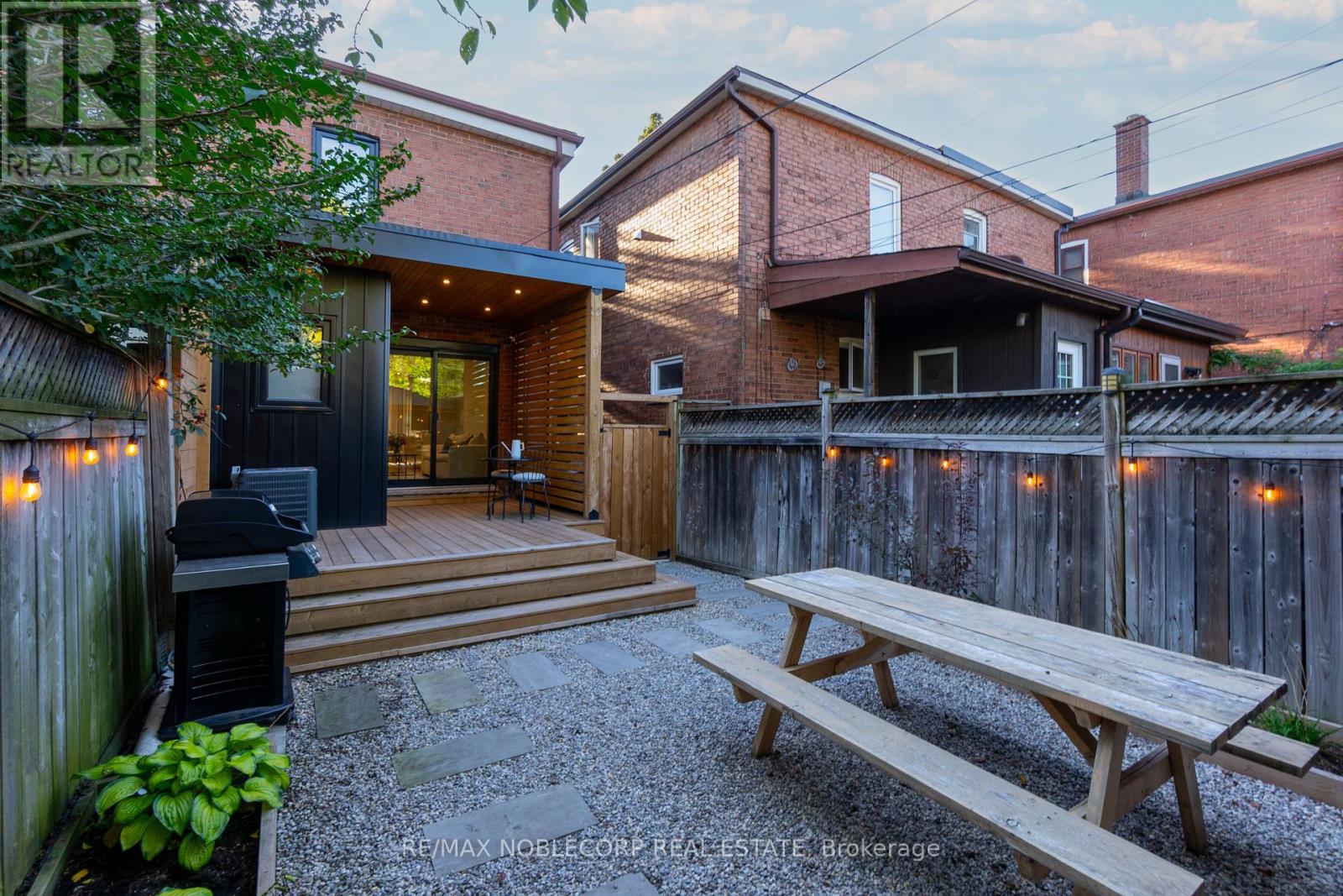 299 Winona Drive, Toronto, Ontario  M6C 3S8 - Photo 27 - C12433756