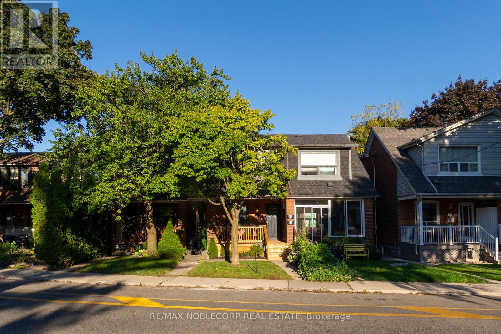 299 Winona Drive, Toronto, Ontario  M6C 3S8 - Photo 32 - C12433756