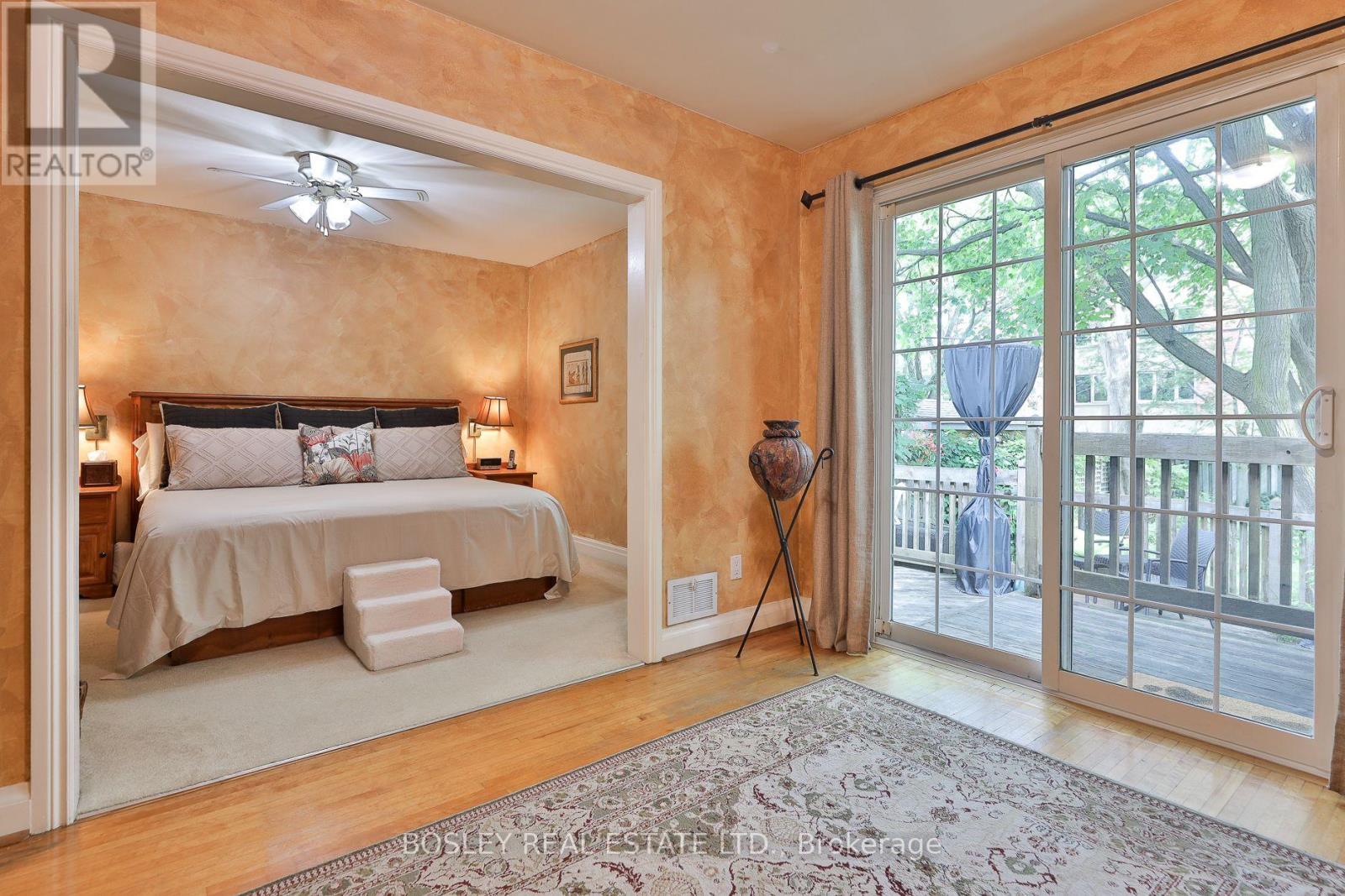 333 Sutherland Drive, Toronto, Ontario  M4G 1J7 - Photo 14 - C12433758