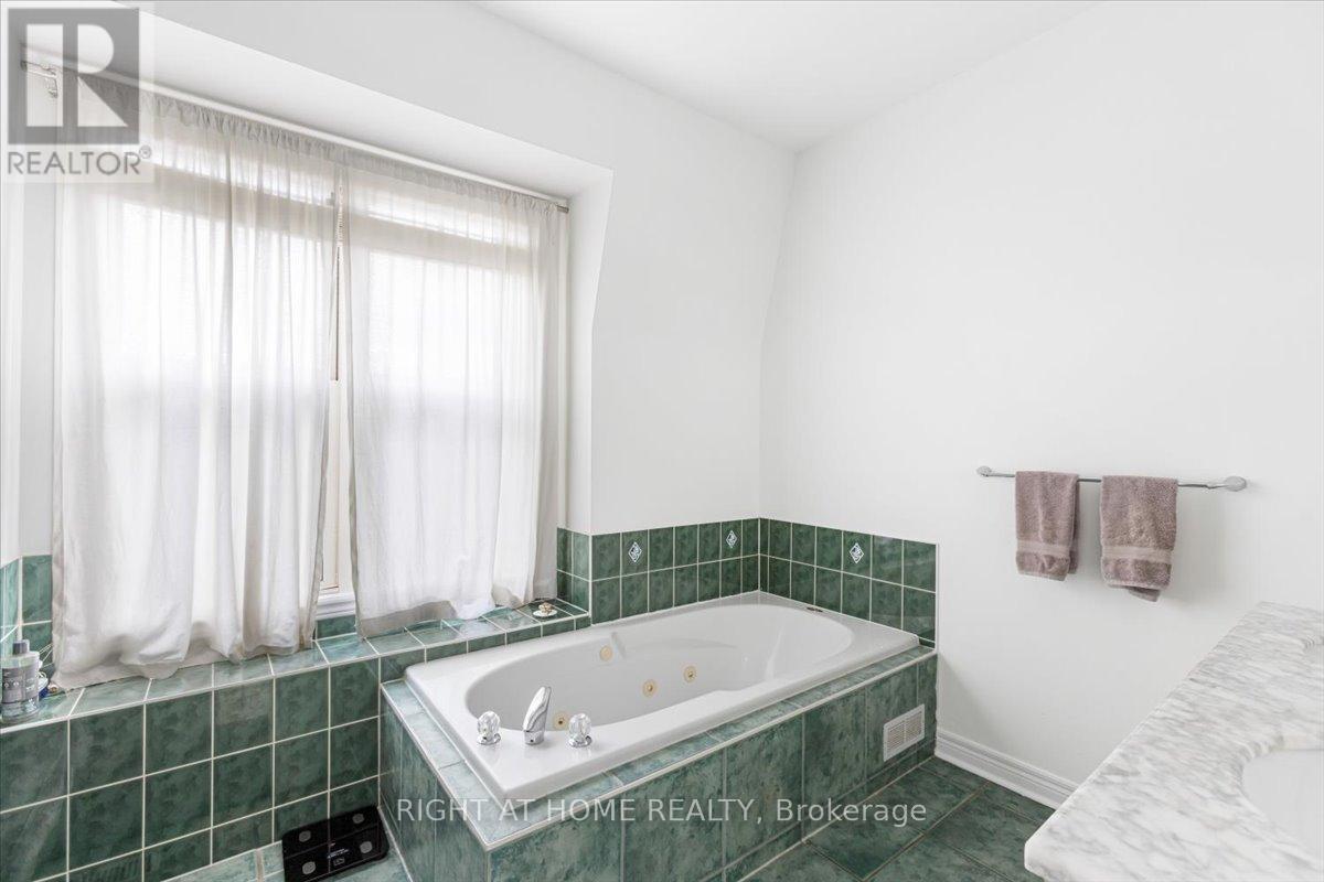 3 Joseph Salsberg Lane, Toronto, Ontario  M6J 3W8 - Photo 13 - C12433762