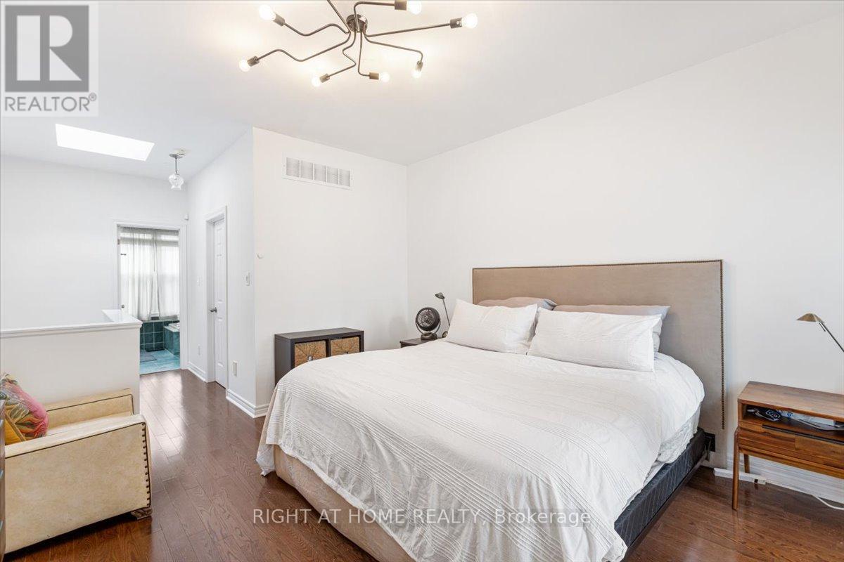 3 Joseph Salsberg Lane, Toronto, Ontario  M6J 3W8 - Photo 17 - C12433762