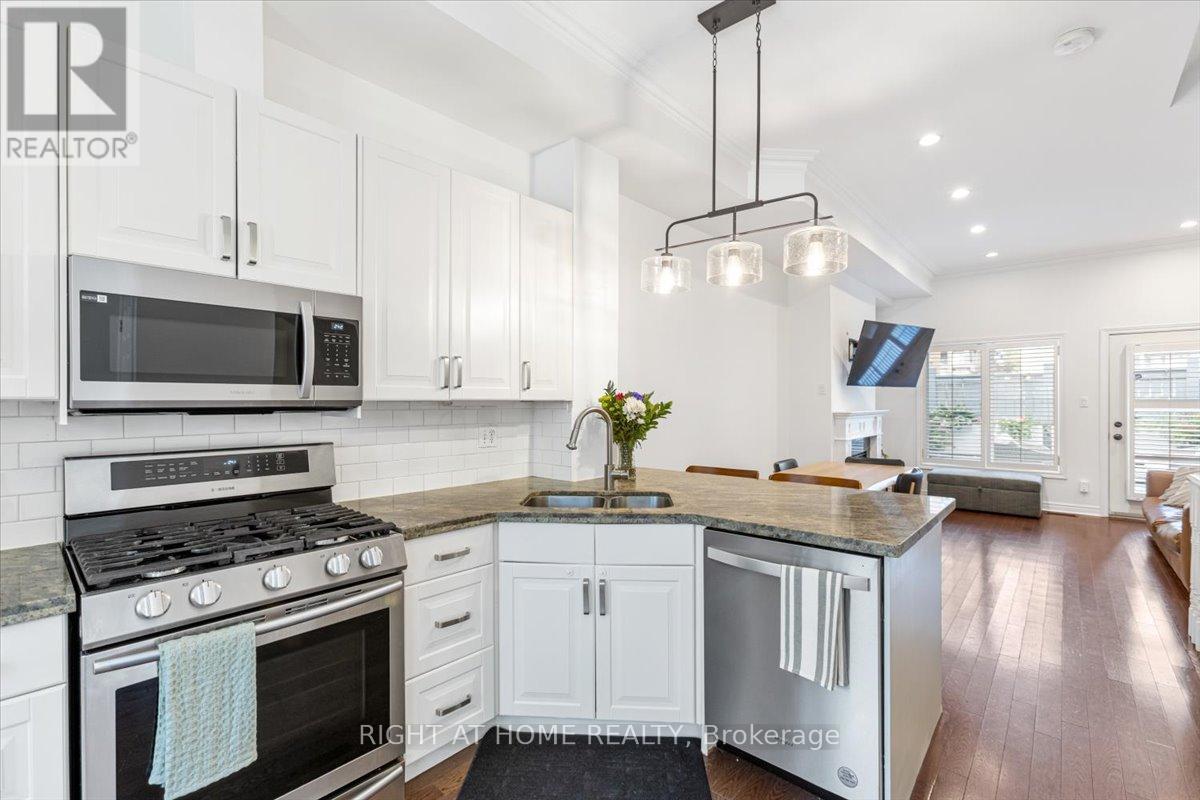 3 Joseph Salsberg Lane, Toronto, Ontario  M6J 3W8 - Photo 4 - C12433762
