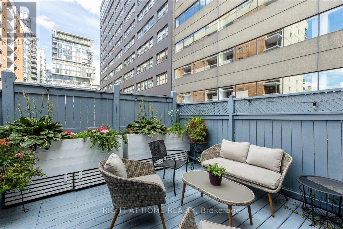 3 Joseph Salsberg Lane, Toronto, Ontario  M6J 3W8 - Photo 8 - C12433762