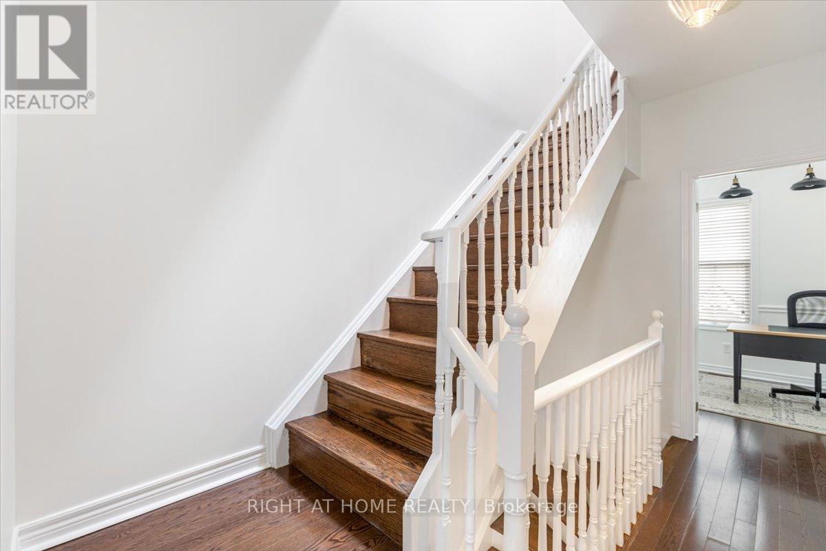 3 Joseph Salsberg Lane, Toronto, Ontario  M6J 3W8 - Photo 9 - C12433762