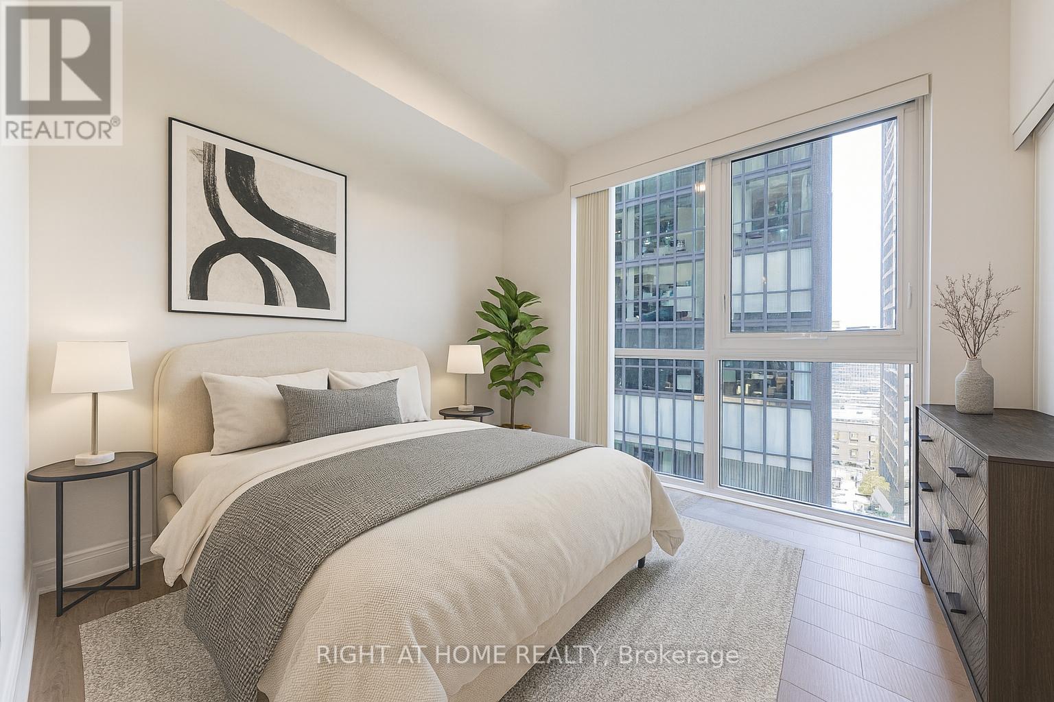 2104 - 28 Ted Rogers Way, Toronto, Ontario  M4Y 2J4 - Photo 11 - C12433763