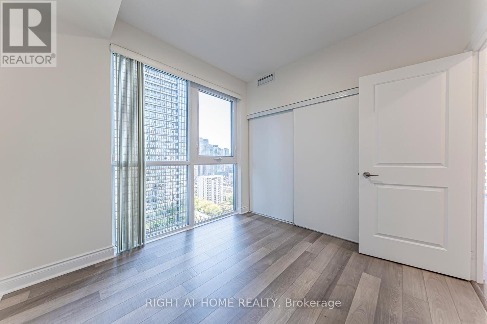 2104 - 28 Ted Rogers Way, Toronto, Ontario  M4Y 2J4 - Photo 12 - C12433763