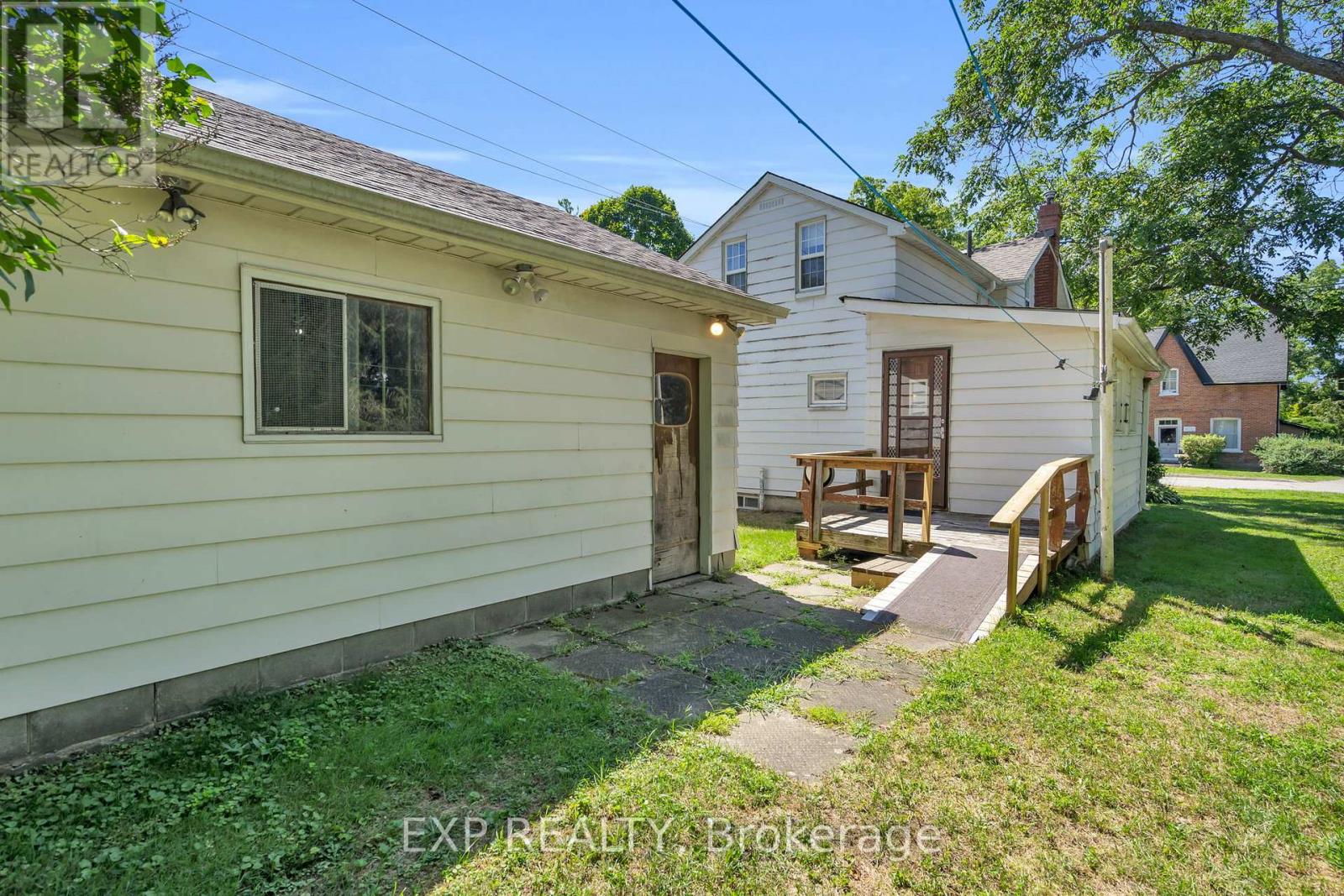 39 River Street, Georgina, Ontario  L0E 1R0 - Photo 24 - N12433733