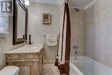 88 Windermere Crescent, Richmond Hill, Ontario  L4C 6Y9 - Photo 12 - N12433765