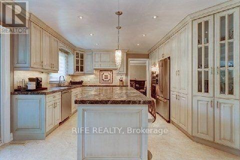 88 Windermere Crescent, Richmond Hill, Ontario  L4C 6Y9 - Photo 5 - N12433765