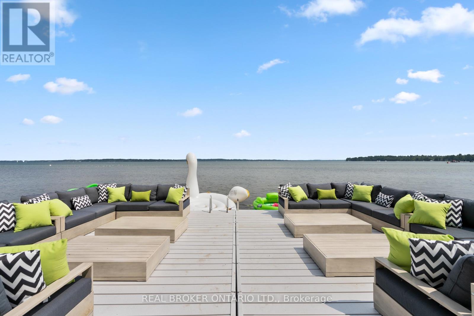 943 BARRY AVENUE, Innisfil, Ontario