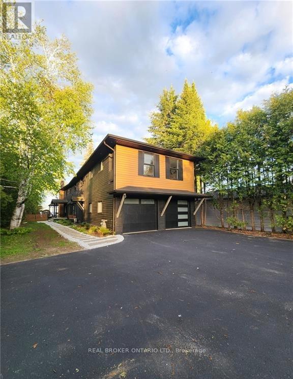 943 Barry Avenue, Innisfil, Ontario  L0L 1W0 - Photo 45 - N12433776