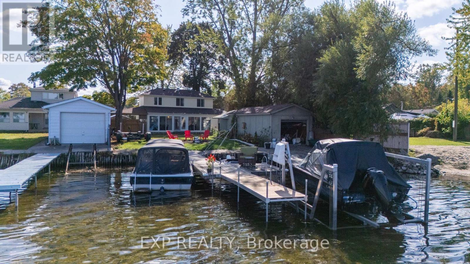 24 Lakeshore Road, Georgina, Ontario  L0E 1N0 - Photo 31 - N12433779
